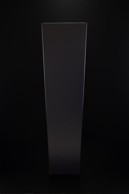 Osiride floor vase in high-gloss black paint, handcrafted in Italy, sculptural minimal modern design by Vera Forma.